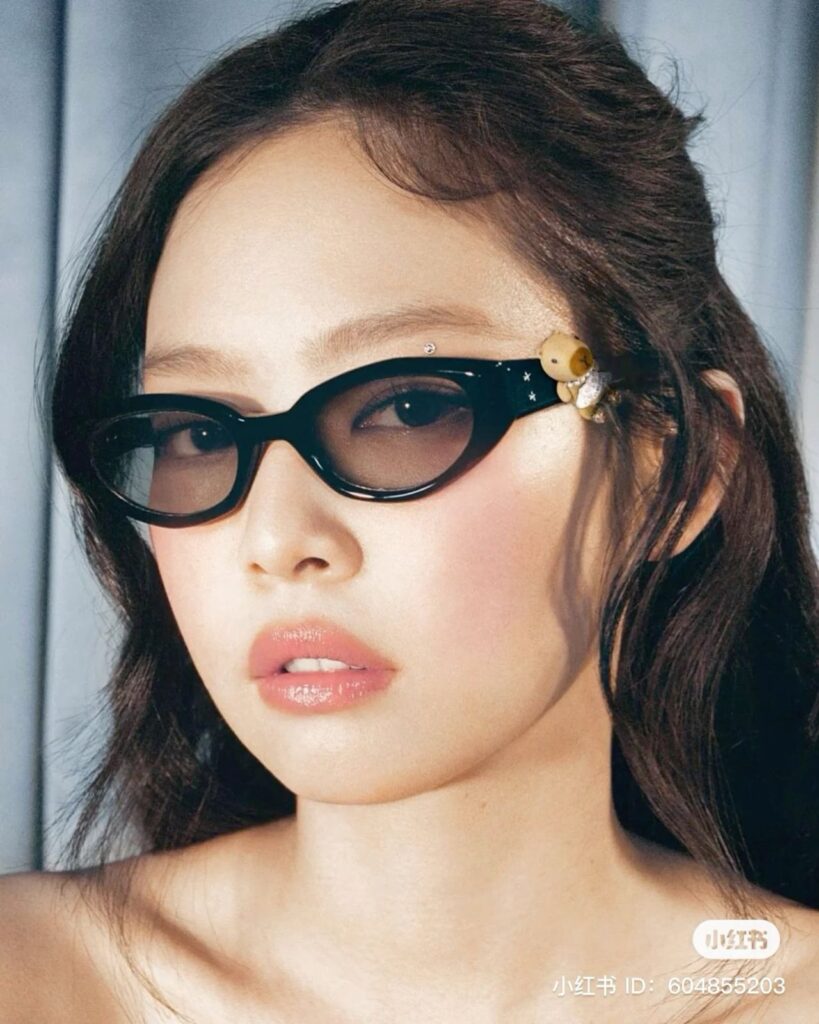 Kính Mắt Mèo
